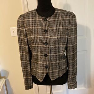 Lovey blazer in tones of pink, grey and black.